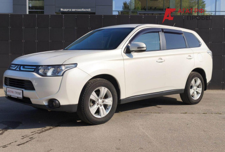 Mitsubishi Outlander 2014 года с пробегом 80 700 км